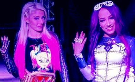 WWE小魔女与莎夏今日在阿布扎比创下新历史！