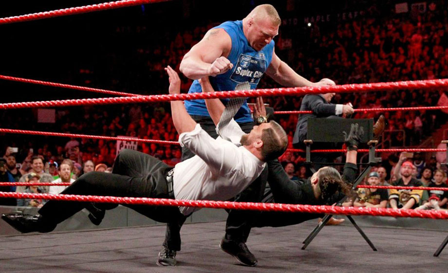 2017年十大巨星时刻：金德·马哈尔一战封神，圣盾重组炸裂全场！