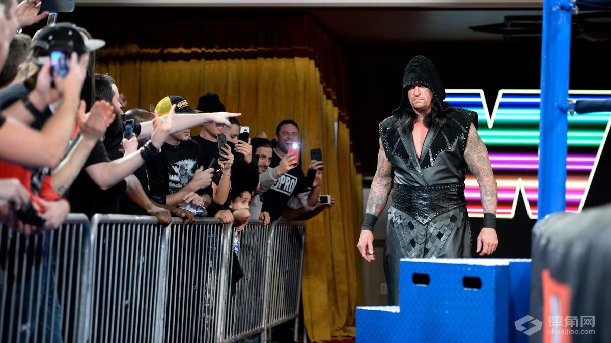 死神送葬者回归全场沸腾wweraw20180123