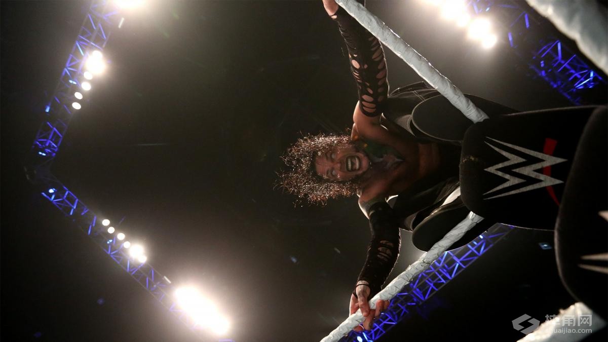 具有超凡魅力的谜题人物，WWE美国冠军——杰夫·哈迪！