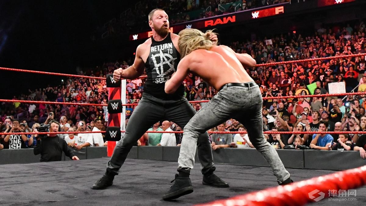 疯人院院长迪安·安布罗斯强势回归!《wwe raw 2018.08.14》