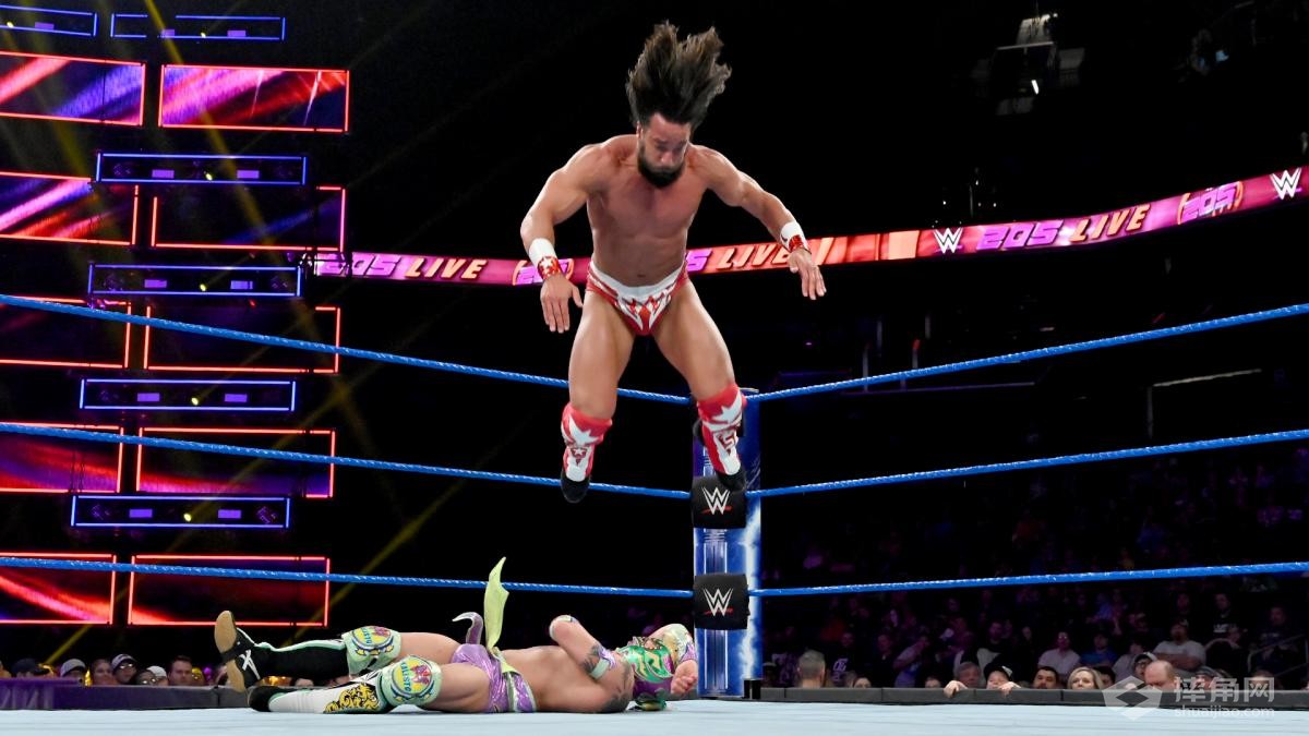 谁将晋级下一轮轻量级锦标赛？《WWE 205 Live 2019.02.28》