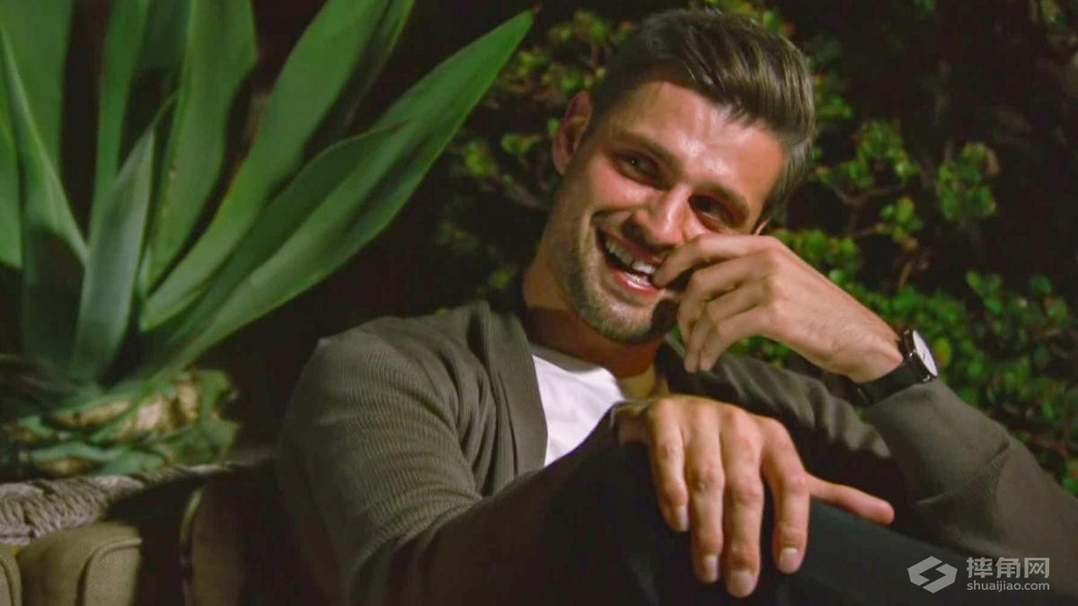 尼基·贝拉为女子革新运动出力！《Total Bellas 第4季第7集》