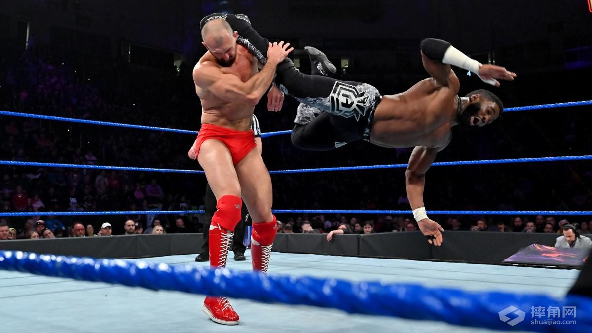 托尼·尼斯大战德鲁·古拉克！《WWE 205 Live 2019.03.14》