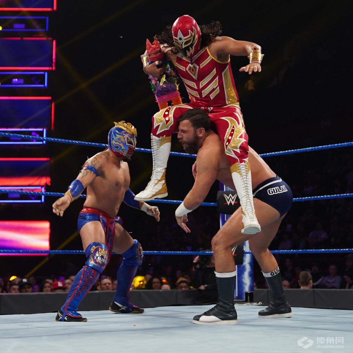 亚历山大和奥尼·洛肯关系紧张，剑拔弩张！《WWE 205 Live 2019.03.28》