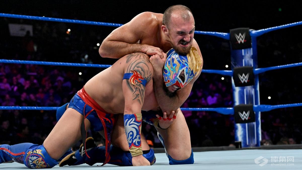 托尼·尼斯向WWE轻量级冠军巴迪·墨菲发出警告！《WWE 205 Live 2019.04.04》