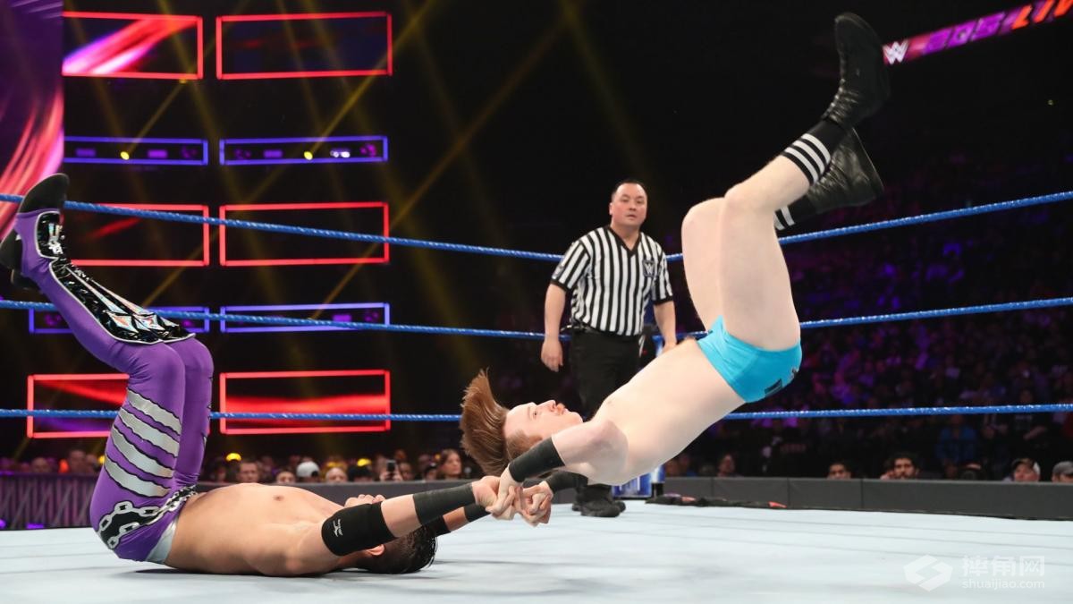 托尼·尼斯同巴迪·墨菲上演摔角狂热重赛！《WWE 205 Live 2019.04.11》