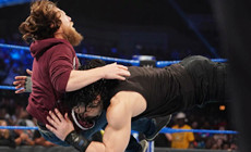 WWE罗曼受袭案终于真相大白！蛋妞与罗温要友尽了嘛？