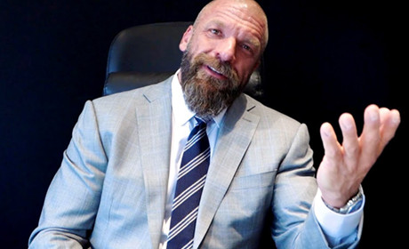 WWE王大锤疯狂抛售公司股票，套现达七百多万！