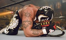神秘人雷尔曝光，WWE试图同自己签下三年合同！