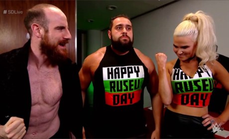 WWE鲁大师与英语哥有望爆发重磅剧情，英语哥暗示拉娜有奸情！
