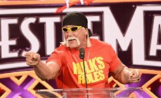 WWE粉丝对于胡克·霍根重回WWE名人堂到底作何态度？
