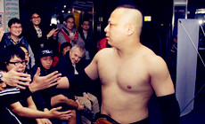 他是中国摔角第一人，现在已经萌生退意了？！ 