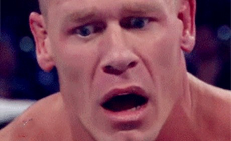 WWE摔迷怒怼塞纳远离摔角，实为伪君子，塞纳正面回应！