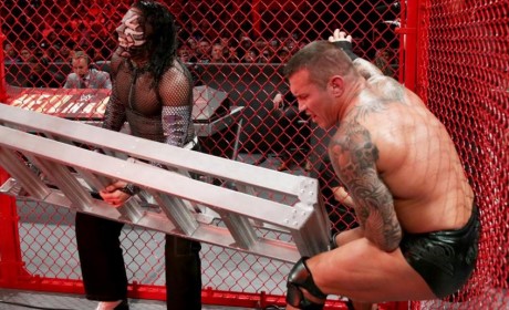 WWE兰迪·奥顿晒伤情照，画面血腥，不适者慎点！