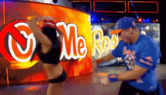 WWE十大转会风波：红蓝品牌争抢布洛克，米兹模仿塞纳秀恩爱！