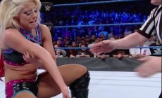 WWE小妖精真伤了，缺席《男女混合赛》以及本周现场秀！
