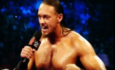 WWE大凯斯果真受伤了，无缘参加合约阶梯资格赛！
