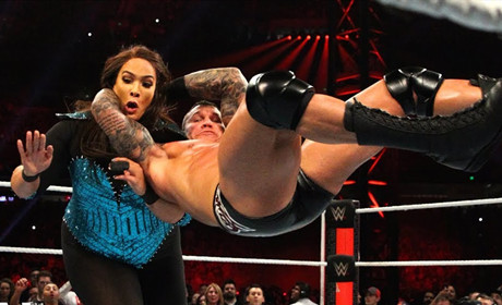 WWE大表妹入围男子上绳挑战赛只是初步尝试，后期还有大动作！