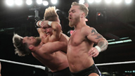 安德鲁斯搭档韦伯斯特大战大胡子组合！《WWE NXT UK 2019.04.25》