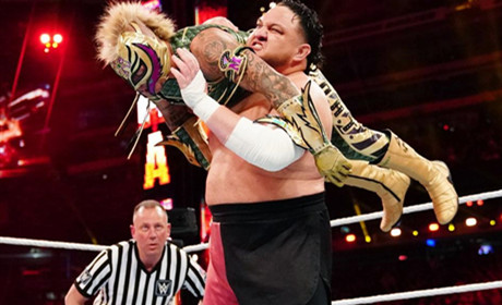 WWE神秘人雷尔正式交出全美冠军，肥乔依然不依不饶！