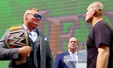 WWE院长与大布已完成称重，双方体重差距明显！