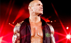 WWE毒蛇兰迪在公司地位变低？续约被指延迟数月！
