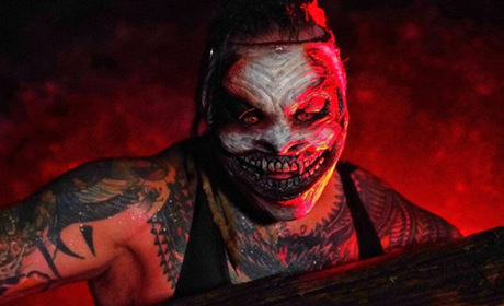 WWE《极限规则2020》沼泽赛，阿比盖尔修女再现身！