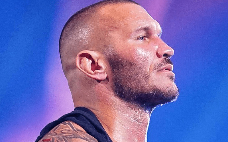 WWE毒蛇兰迪缺席本周RAW节目，三重威胁赛居然如此安排！