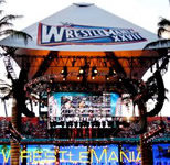 阳光下的WrestleMania