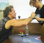 Y2J Fozzy摇滚乐队巡演现场+专辑签售