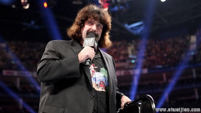 塞纳、莱贝克围殴圣盾《RAW 2013.04.23》 塞纳、莱贝克围殴圣盾《RAW 2013.04.23》