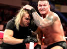 兰迪·奥顿 vs 罗曼·雷恩斯《RAW 2013.06.11》