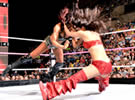 布里·贝拉 vs 艾莉西亚·福克斯《RAW 2013.10.01》