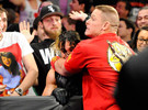 塞纳和安布罗斯对赛斯罗林斯的袭击《RAW2014.10.07》