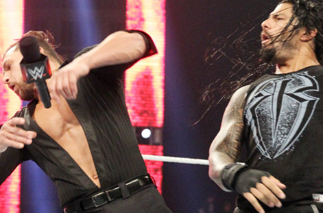 罗曼·雷恩斯压制范丹戈《RAW2014.12.16》