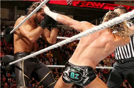 道夫·齐格勒对阵赛斯·罗林斯《RAW 2015.04.21》