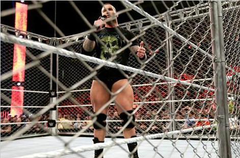 兰迪·奥顿对后台选手RKO排除万难《RAW 2015.04.21》
