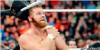 WWE宣布萨米·泽恩将接受手术，伤情程度未知