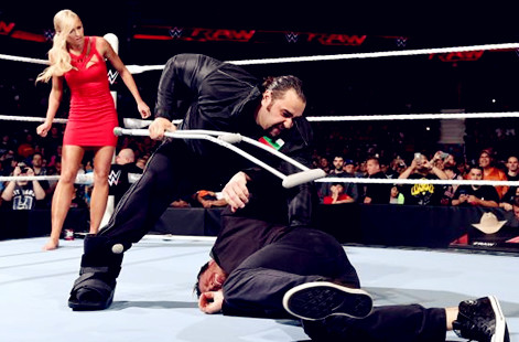 鲁瑟夫伤愈袭击齐格勒 《WWE RAW 2015.07.07》