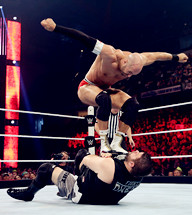 兰迪·奥顿对阵塞萨罗&凯文·欧文斯《WWE RAW 2015.08.11》