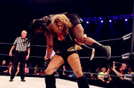  蕾迪·塔帕对阵阿维桑·孔《TNA 2015.08.13》