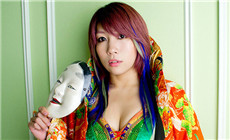 WWE签约亚洲美女摔角手华名！