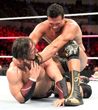 内维尔对阵阿尔伯托·德·里奥《WWE RAW 2015.10.27》