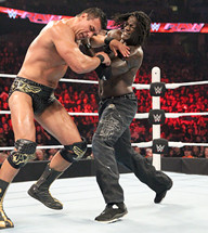 真理罗恩对阵阿尔伯托·德·里奥《WWE RAW 2015.11.03》