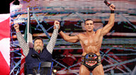 阿尔伯托·德·里奥垂涎WWE世界重量级冠军宝座《WWE RAW 2015.11.10》