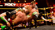 《WWE NXT 2015.11.12》视频组合图集