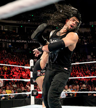 罗曼·雷恩斯要求与希莫斯复赛《WWE RAW 2015.11.24》