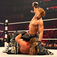道夫·齐格勒对阵泰勒·布里斯《WWE RAW 2015.12.01》
