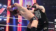 内维尔对阵凯文·欧文斯《WWE RAW 2015.12.29》